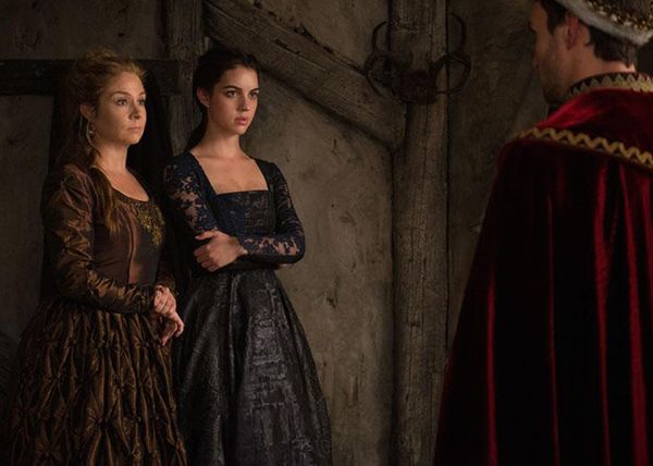 Reign : Fotoğraf Adelaide Kane, Megan Follows