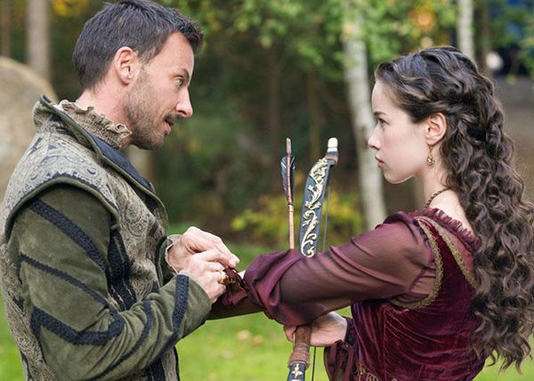 Reign : Fotoğraf Anna Popplewell