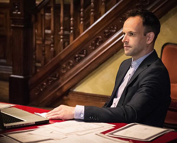 Elementary : Fotoğraf Jonny Lee Miller
