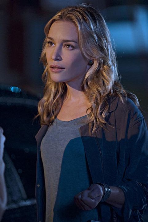 Fotoğraf Piper Perabo