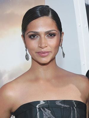 Afiş Camila Alves