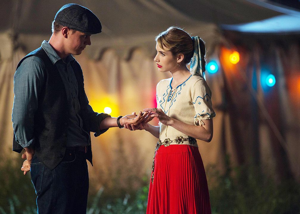 Fotoğraf Evan Peters, Emma Roberts