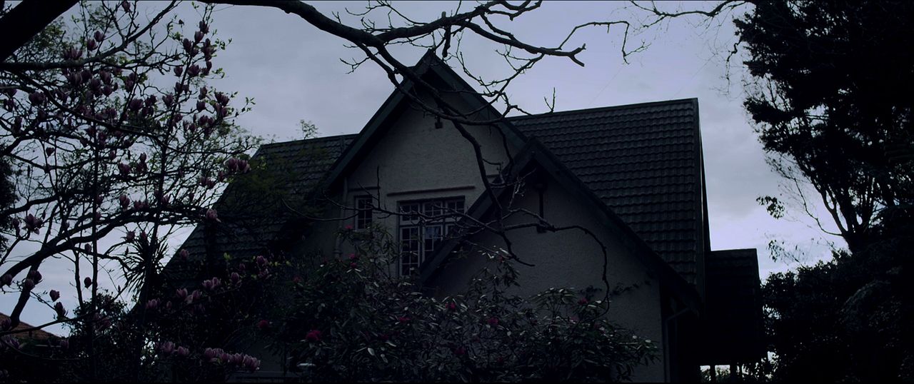 Housebound : Fotoğraf