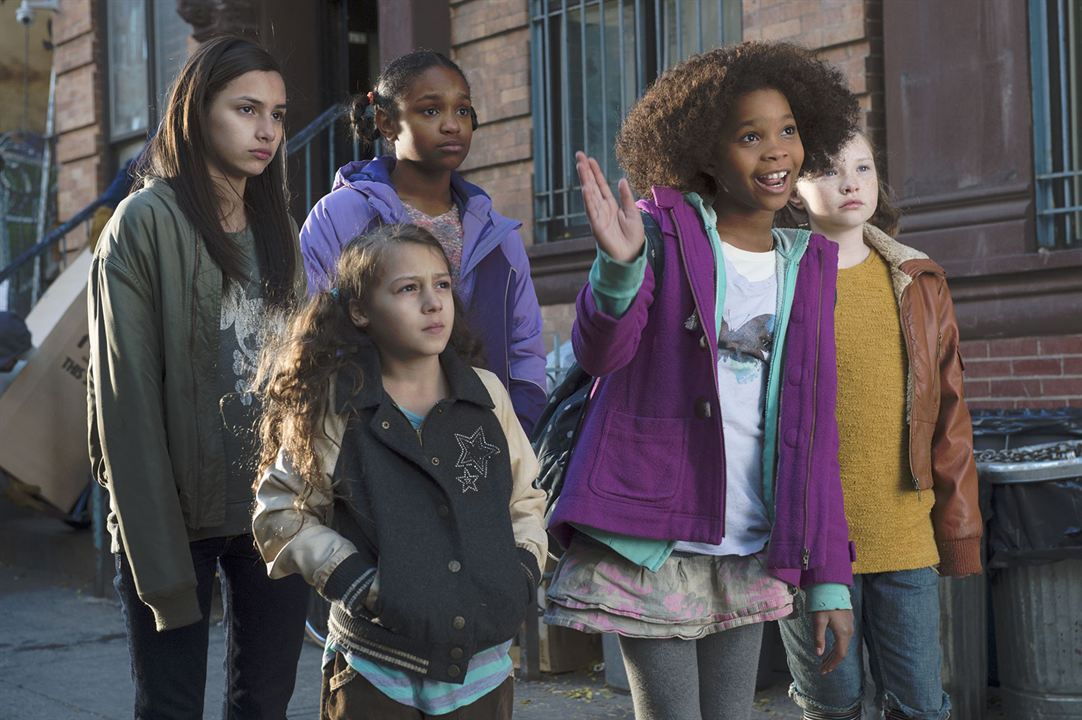 Annie : Fotoğraf Eden Duncan-Smith, Amanda Troya, Zoe Margaret Colletti, Quvenzhané Wallis, Nicolette Pierini