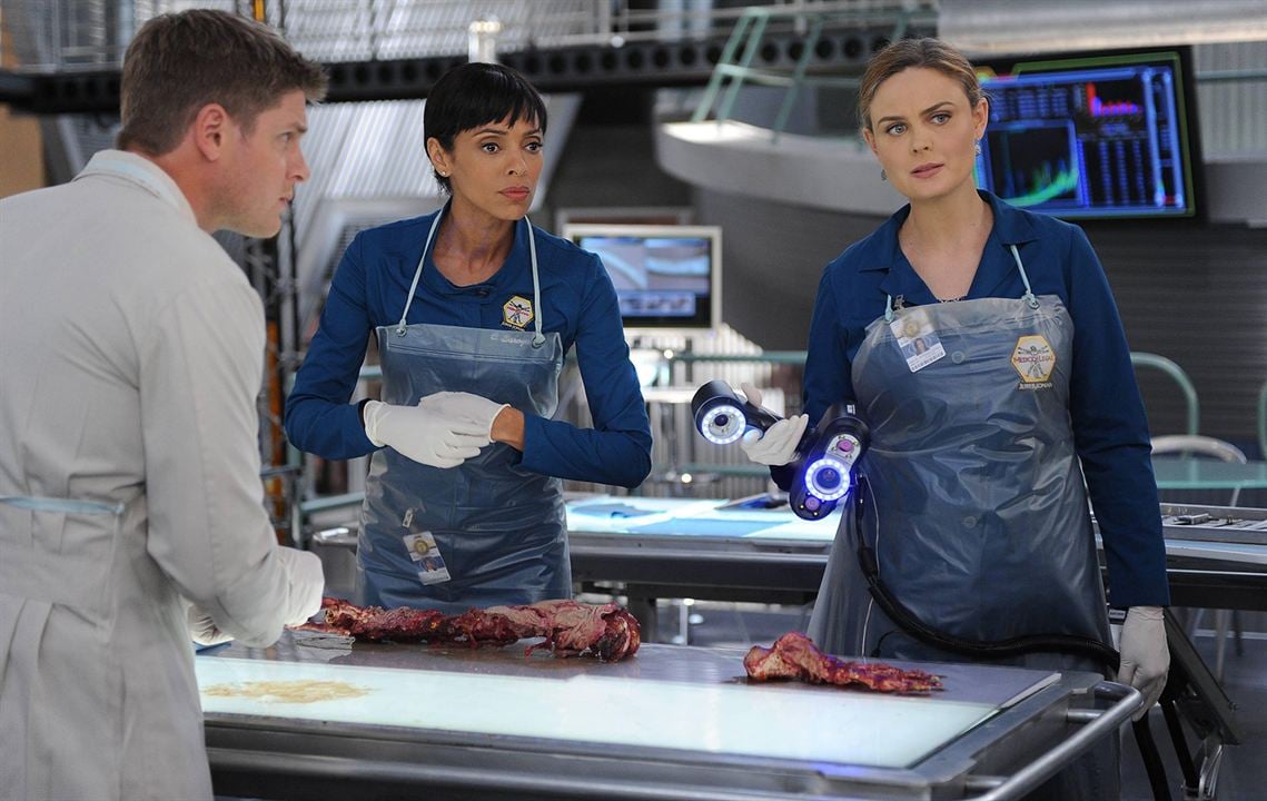 Bones : Fotoğraf Emily Deschanel, Tamara Taylor