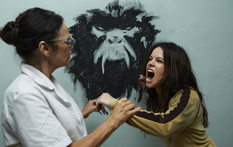 12 Monkeys : Fotoğraf Emily Hampshire