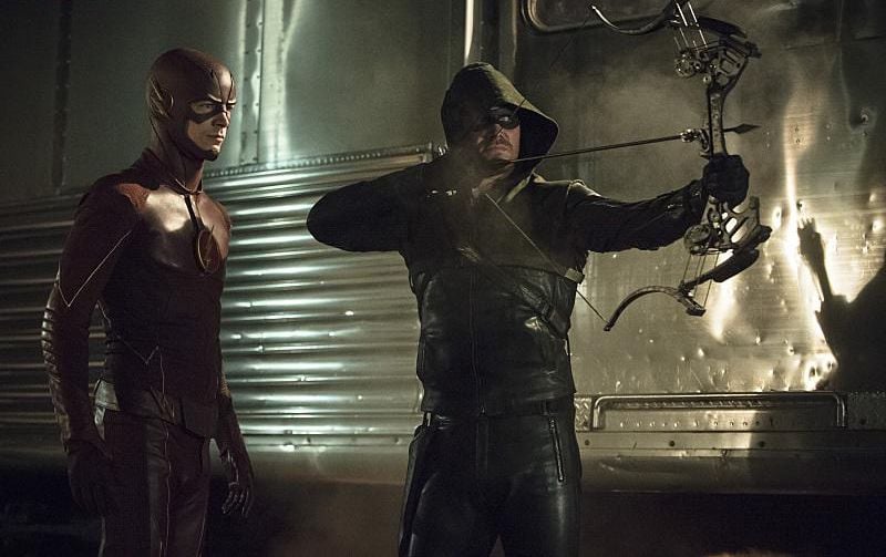 Arrow : Fotoğraf Stephen Amell, Grant Gustin