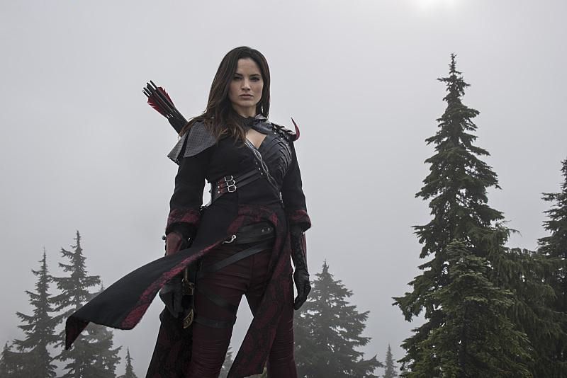 Arrow : Fotoğraf Katrina Law