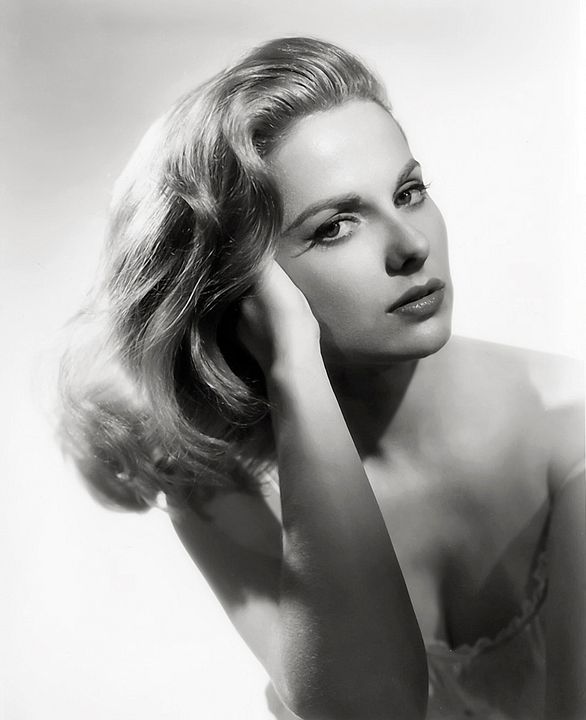 Afiş Martha Hyer