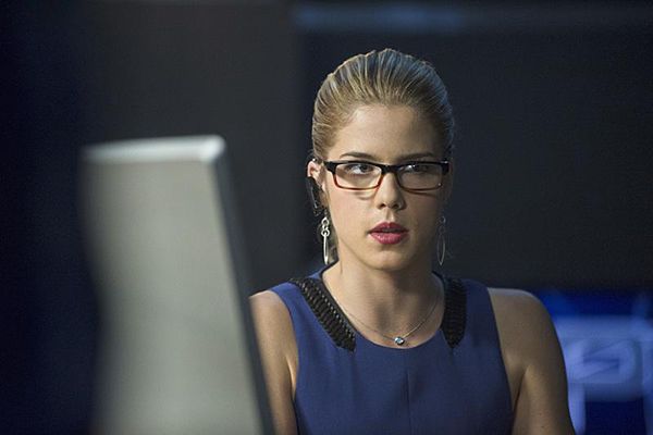 Arrow : Fotoğraf Emily Bett Rickards