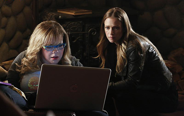 Fotoğraf A.J. Cook, Kirsten Vangsness