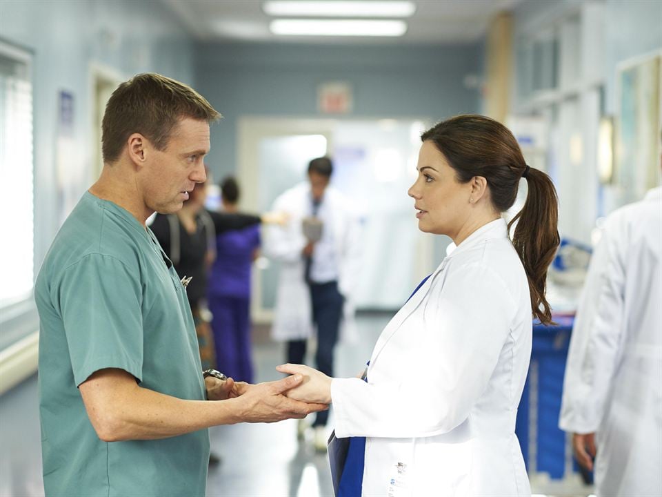 Saving Hope : Fotoğraf Erica Durance, Michael Shanks (I)