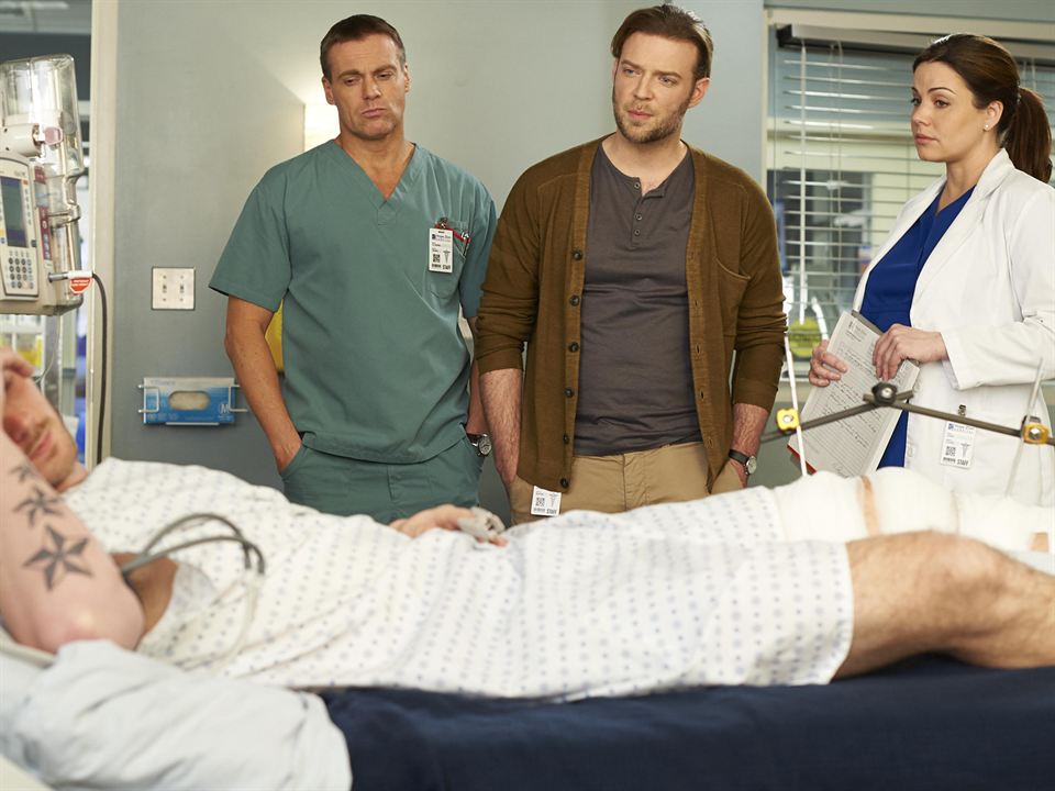 Saving Hope : Fotoğraf Erica Durance, Michael Shanks (I)