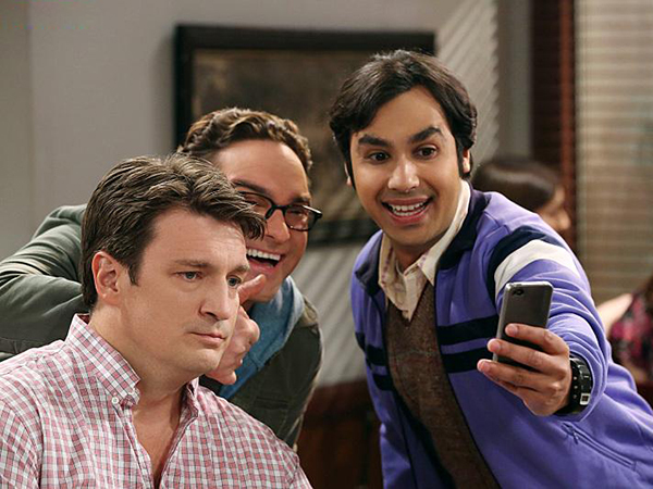 The Big Bang Theory : Fotoğraf Nathan Fillion, Johnny Galecki, Kunal Nayyar