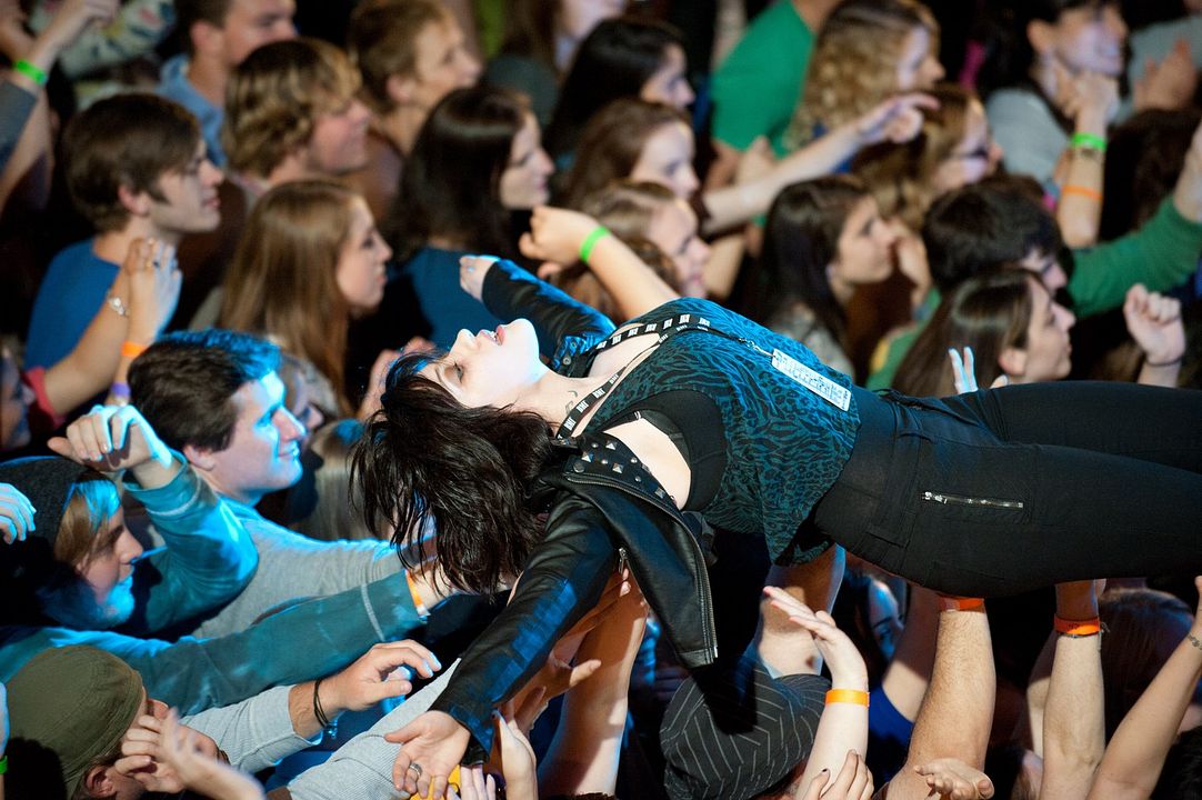 Fotoğraf Kat Dennings