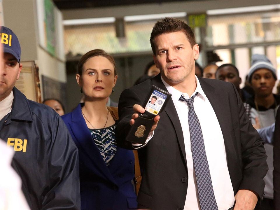 Bones : Fotoğraf David Boreanaz, Emily Deschanel