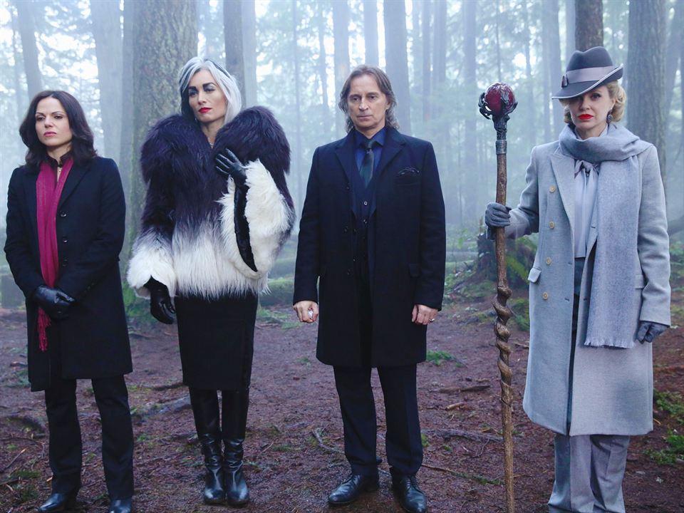 Once Upon a Time : Fotoğraf Lana Parrilla, Robert Carlyle, Kristin Bauer, Victoria Smurfit