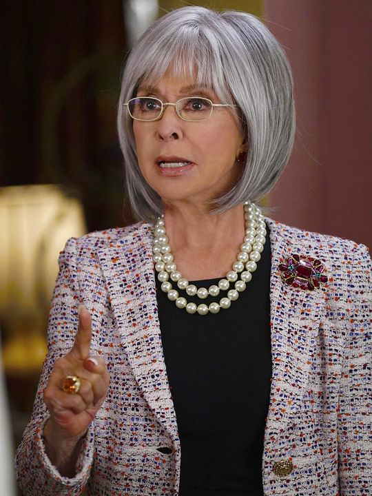 Jane The Virgin : Fotoğraf Rita Moreno