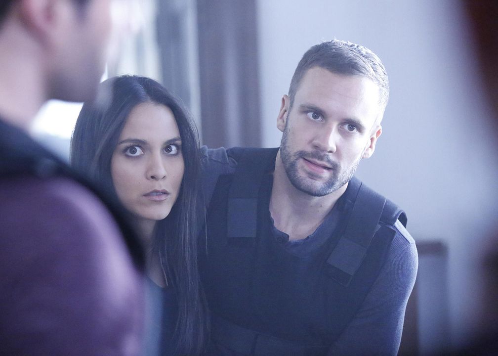 Fotoğraf Nick Blood, Maya Stojan