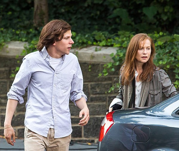 Sessiz Çığlık : Fotoğraf Isabelle Huppert, Jesse Eisenberg