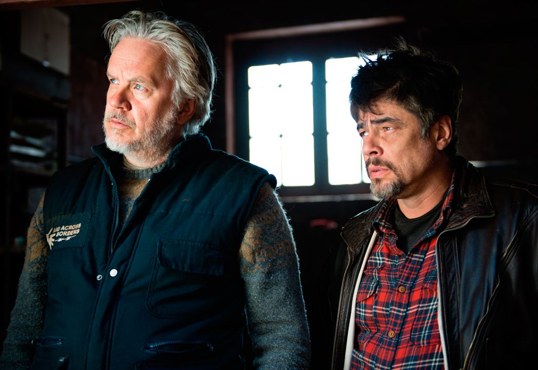 Mükemmel Bir Gün : Fotoğraf Tim Robbins, Benicio Del Toro