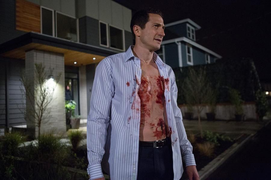 Fotoğraf Sasha Roiz