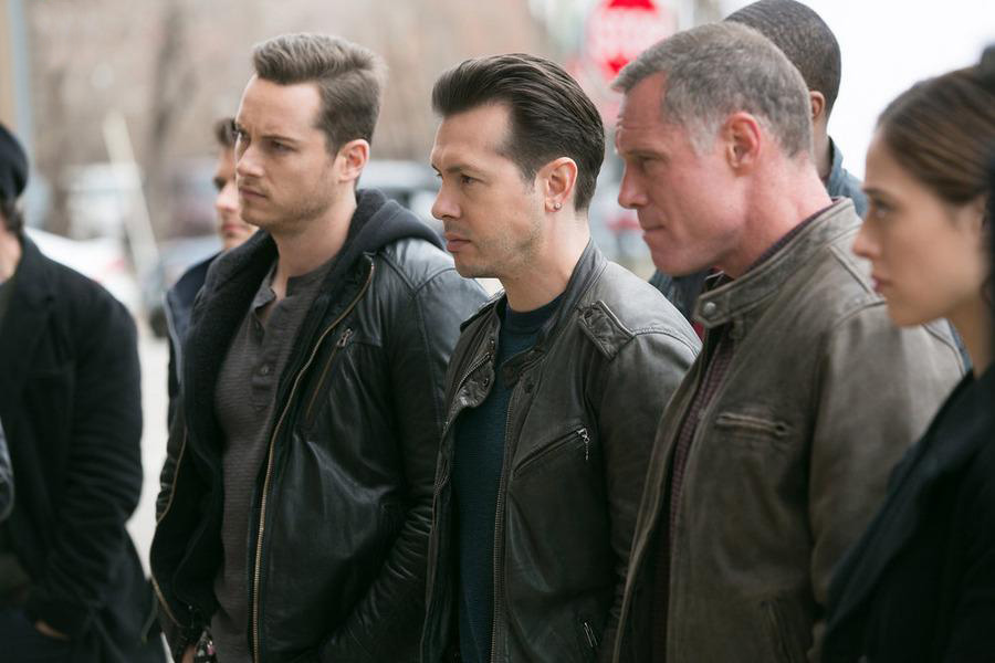 Chicago PD : Fotoğraf Jason Beghe, Jon Seda