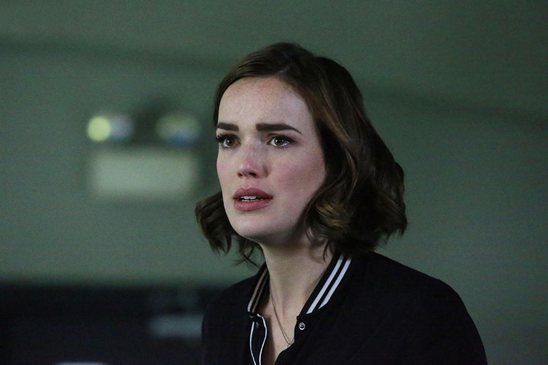 Fotoğraf Elizabeth Henstridge