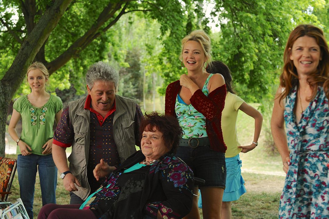 Une Famille à Louer : Fotoğraf Virginie Efira