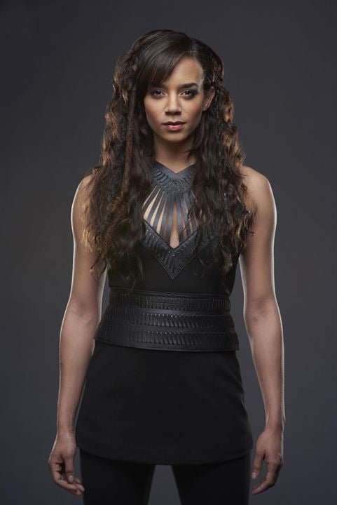 Fotoğraf Hannah John-Kamen