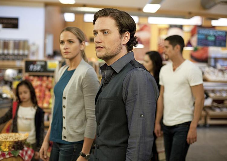 The Messengers : Fotoğraf Jon Fletcher, Shantel VanSanten