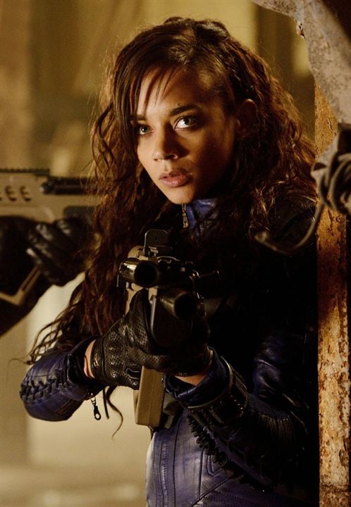 Fotoğraf Hannah John-Kamen