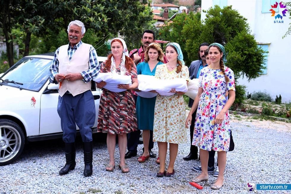 Güzel Köylü : Fotoğraf