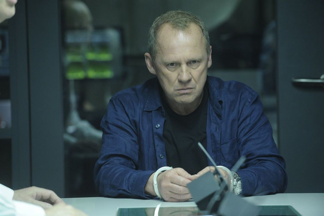 Spooks: The Greater Good : Fotoğraf Peter Firth