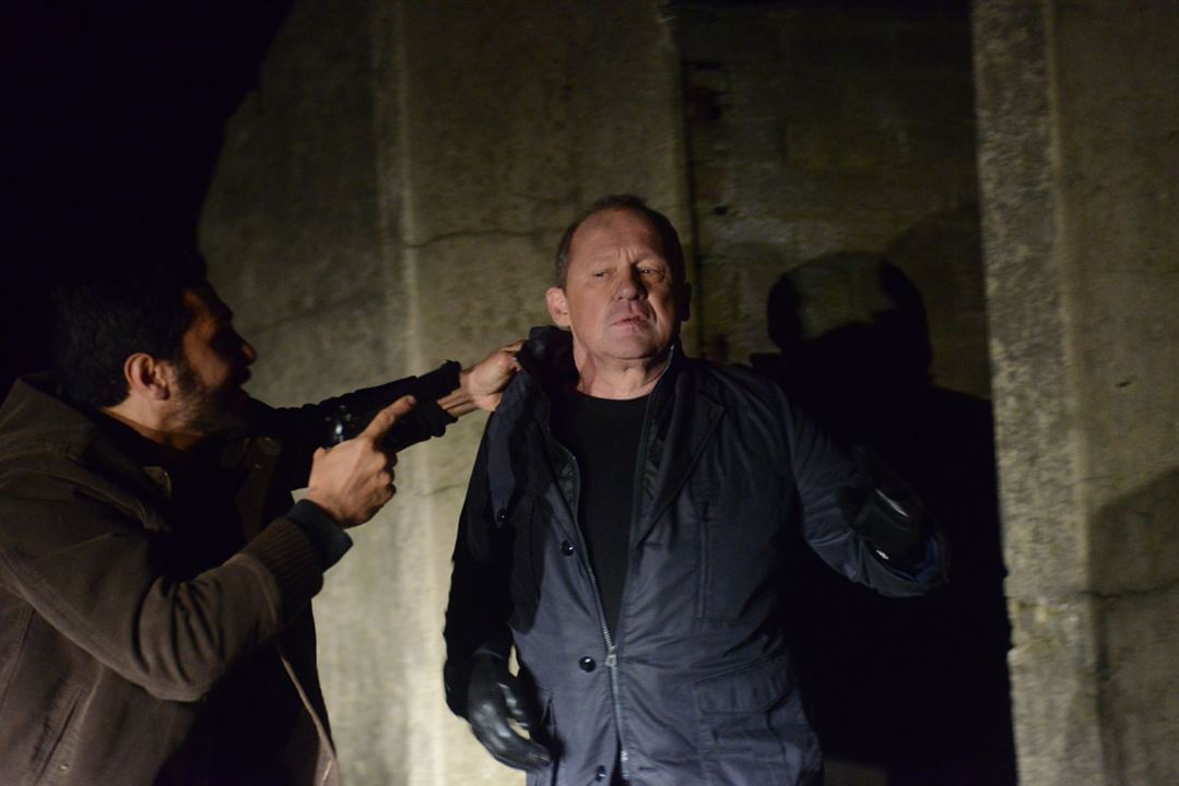 Spooks: The Greater Good : Fotoğraf Peter Firth