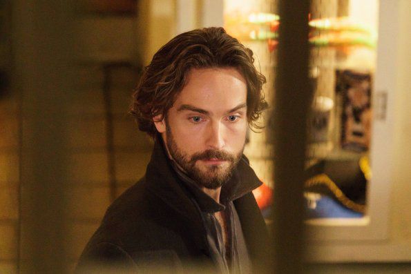 Fotoğraf Tom Mison