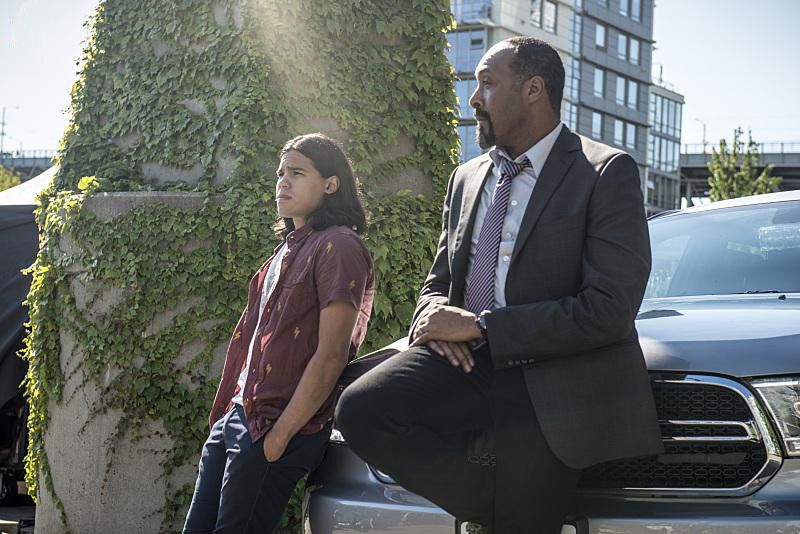 The Flash (2014) : Fotoğraf Carlos Valdes, Jesse L. Martin