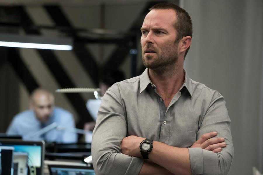 Fotoğraf Sullivan Stapleton