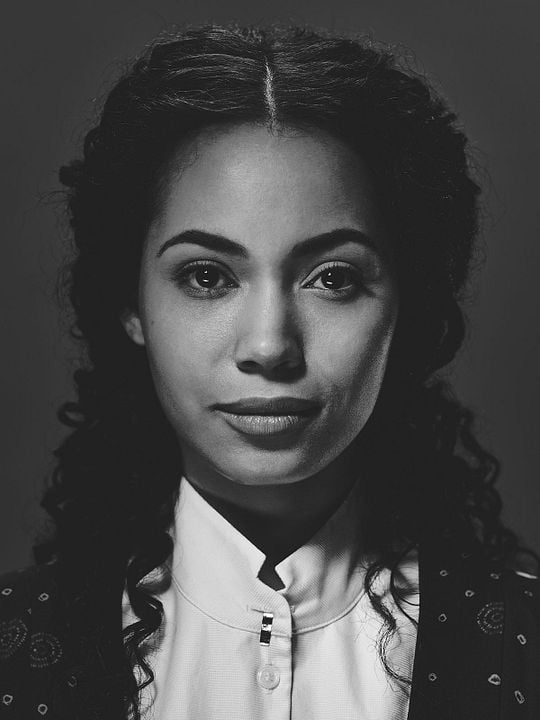 Fotoğraf Madeleine Mantock