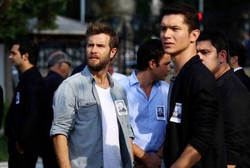 Kırgın Çiçekler : Fotoğraf