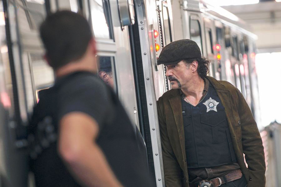 Chicago PD : Fotoğraf Elias Koteas