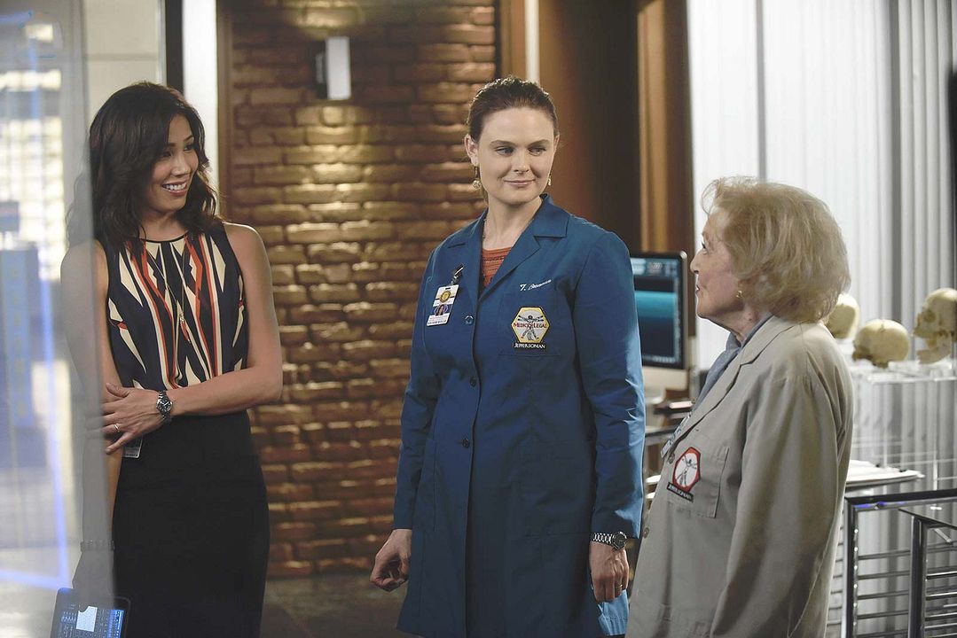 Fotoğraf Michaela Conlin, Betty White, Emily Deschanel