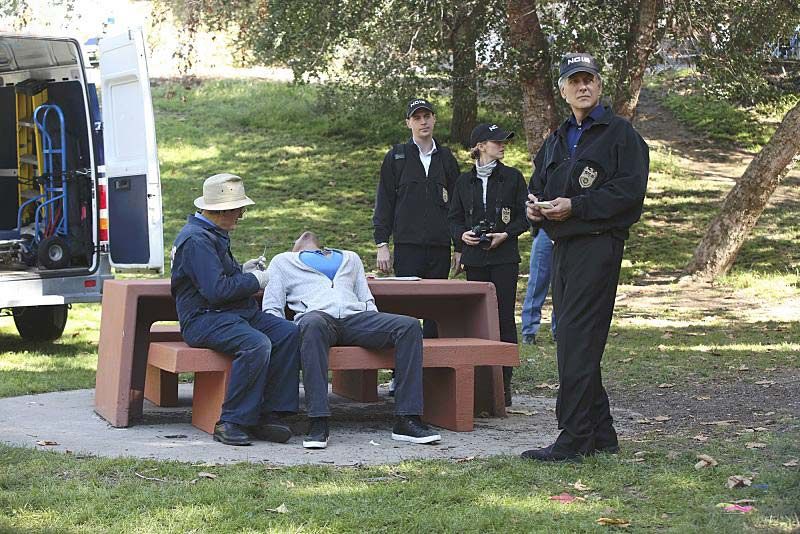 Fotoğraf Sean Murray, Emily Wickersham, Mark Harmon