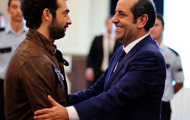 Poyraz Karayel : Fotoğraf