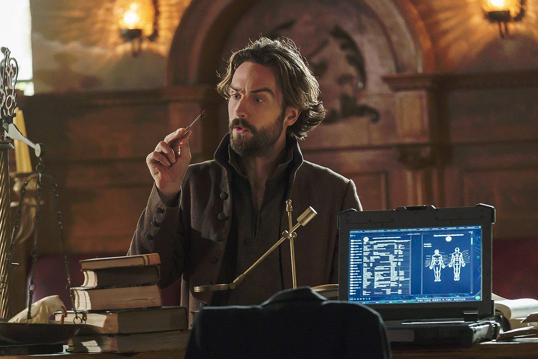 Fotoğraf Tom Mison
