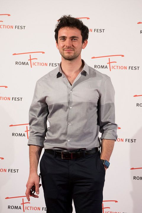 Vignette (magazine) George Blagden