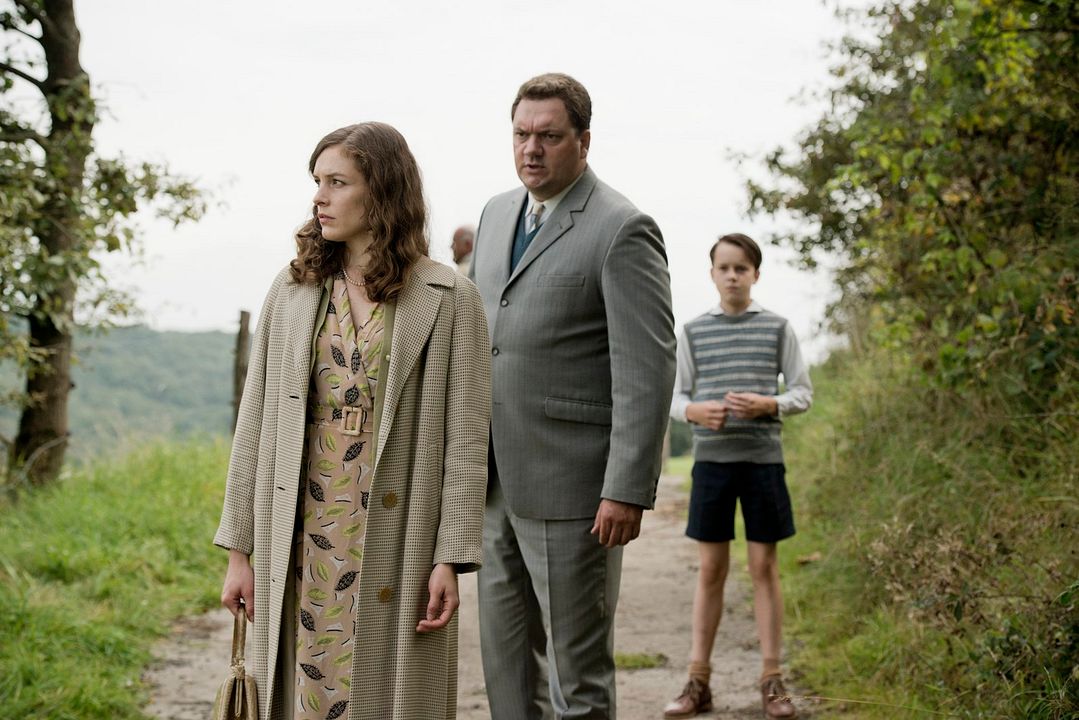 Fotoğraf Charly Hübner, Katharina Lorenz, Noah Kraus