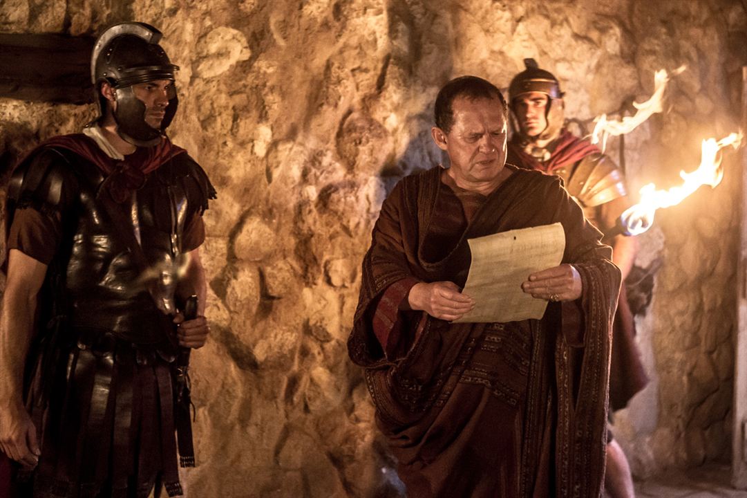 Risen : Fotoğraf Peter Firth