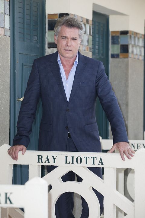 Vignette (magazine) Ray Liotta