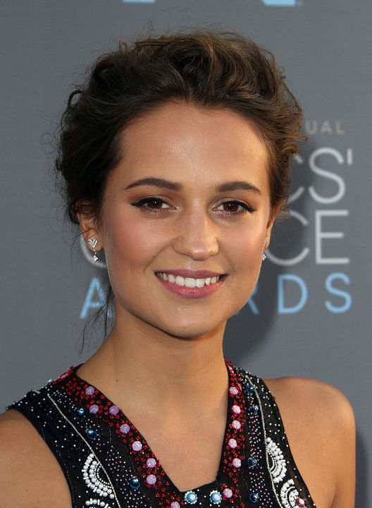 Vignette (magazine) Alicia Vikander